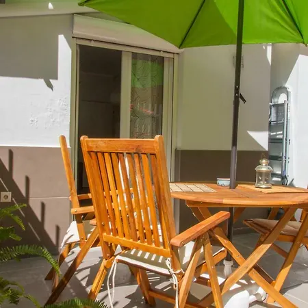 Central Terrace Modern Apartment Thessaloniki Exterior photo